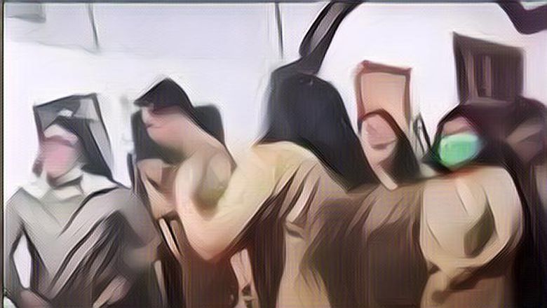 Viral Para Pegawai PNS Asyik Berjoget Sambil Pegang Botol Miras Sampai Sempoyongan