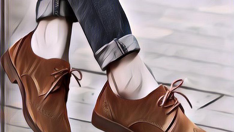 Biar Nggak Cepat Rusak, Begini Tips Merawat Sepatu Kulit Saat Musim Hujan