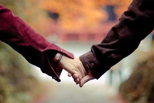 Cerita cinta romantis: "I Still Love You"