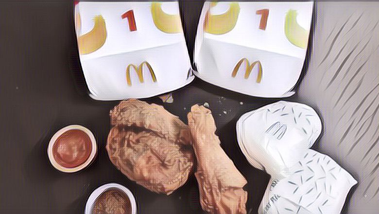 Kasihan, Siswa Ini Di Prank oleh Departemen Edukasi Malaysia, Dapat Kotak McDonald's Tapi Isinya Begini