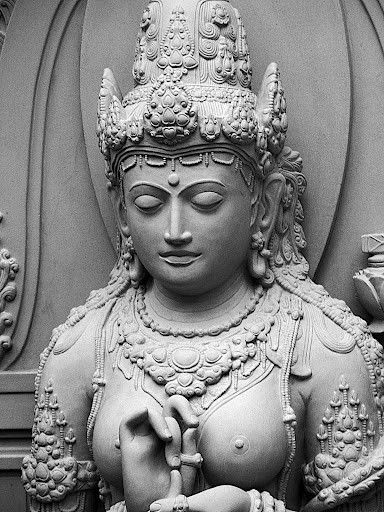 1. Ken Dedes – Kerajaan Singasari