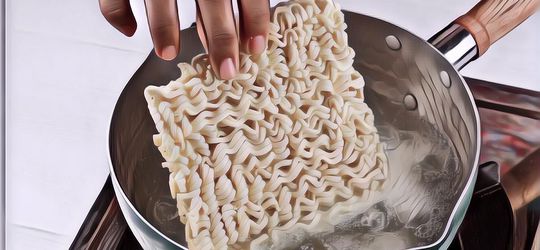 Gak Bisa Masak Mie Instan, Seorang Wanita Langsung Digugat Cerai Suaminya