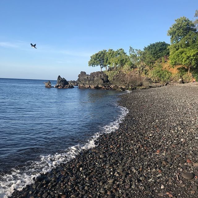 4. Pantai Tulamben
