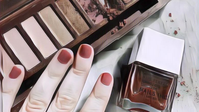 DIY Cara Membuat Kuteks dari Eyeshadow Bekas