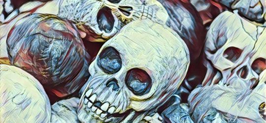 Makam Adat Toraja Dilecehkan, 2 Anak Muda Berpose Alay Sambil Angkat Tulang dan Tengkorak