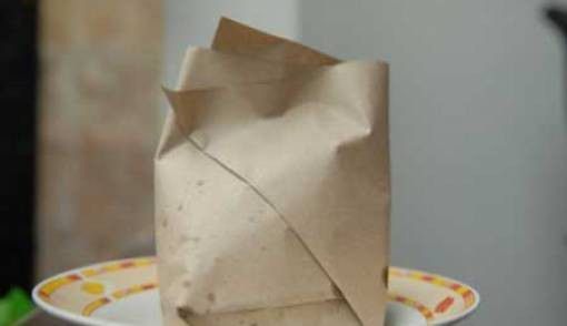 2. Makanan hanya enak kalau dimakan di tempat