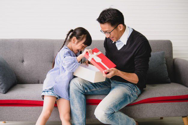 #3 Ayah adalah orang pertama yang berjuang demi kebahagiaan anaknya