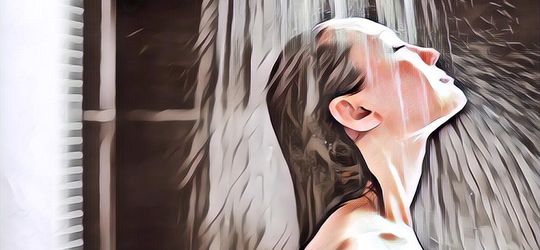 5 Dampak Buruk Ini Menyerang Tubuh Kita Kalau Sering Mandi Malam