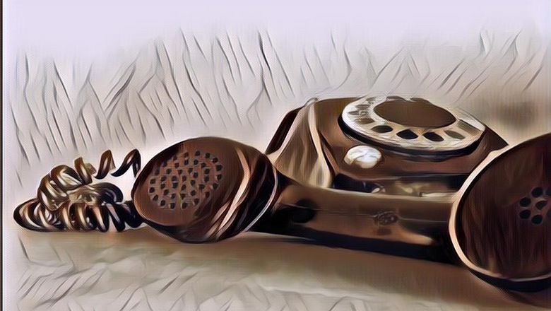 Mitos Menghubungi Nomor Telepon Hantu, Kamu Berani Coba?