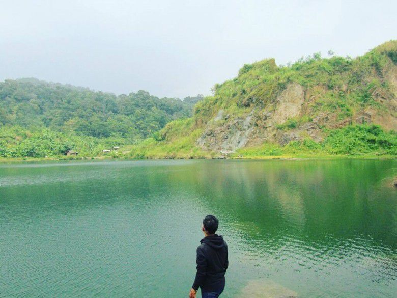 2. Danau Quarry