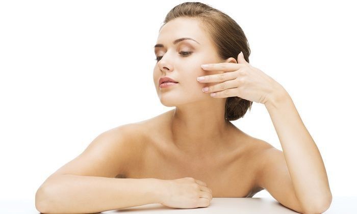 1. Menghilangkan Noda Bekas Jerawat