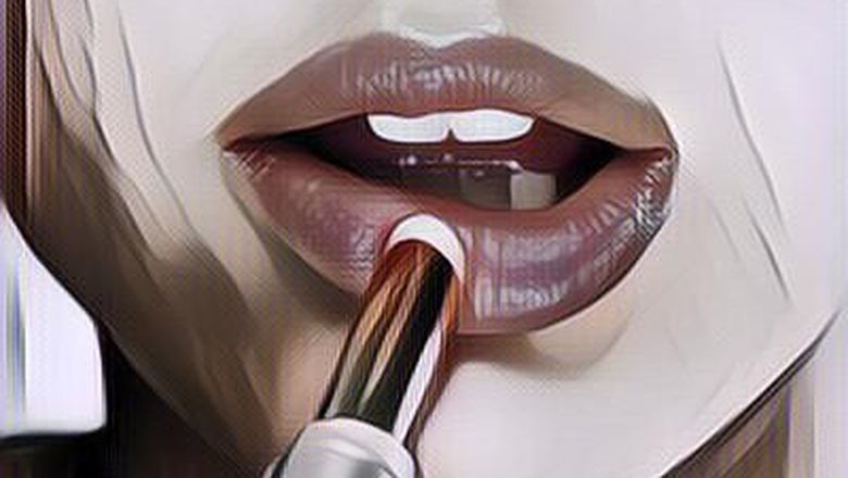 5 Tips Mudah Agar Bibir Tetap Lembab saat Puasa!