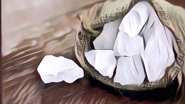 Gak Cuma Bisa Jadi Deodoran, Berikut Manfaat Batu Tawas untuk Kulit