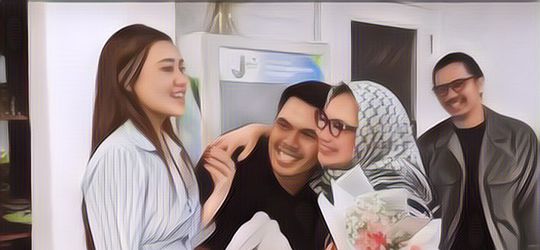Reza Artamevia Dapat Kado Ultah dari Thariq, Harganya Capai Puluhan Juta