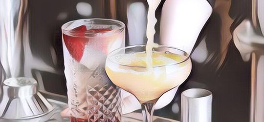 Apes! Salah Pesan Minuman Di Bar Hotel, Pasangan Turis Ini Diminta Bayar Tagihan Rp36,8 Juta