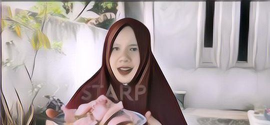 Kabur dari Suami yang Pelit, Mantan Istri Artis Pulang ke Indonesia dan Jualan Lontong Sayur di Depan Rumahnya