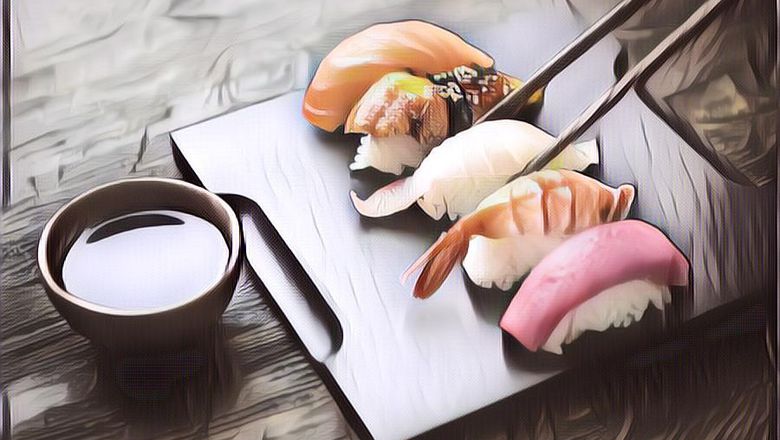 Netizen pada Ngomel Ngeliat Orang Posting Foto Makan Sushi Ditambah Nasi Putih Lagi