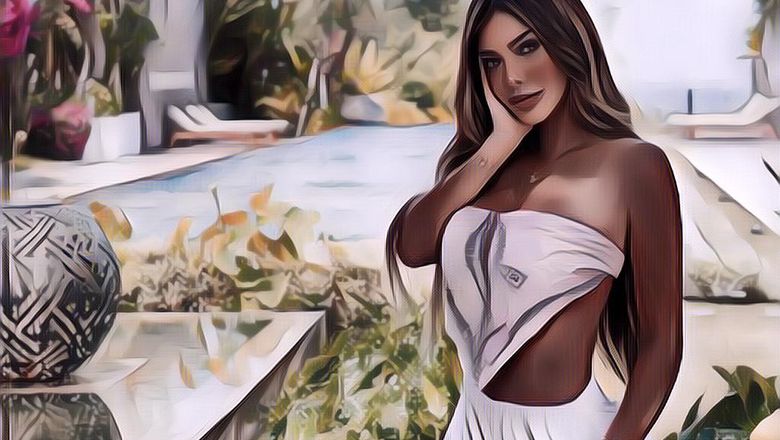 Duh, Nakal! Dada Miss Peru Ini Dibuka Sama Monyet di Bali, Wajah Ikut Ditampar