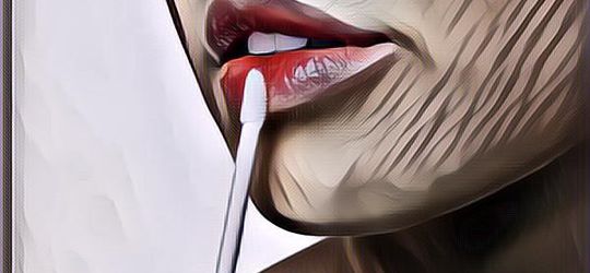 Tetap Cantik dengan 3 Rekomendasi Lip Gloss Lokal di Bawah Rp100 Ribu