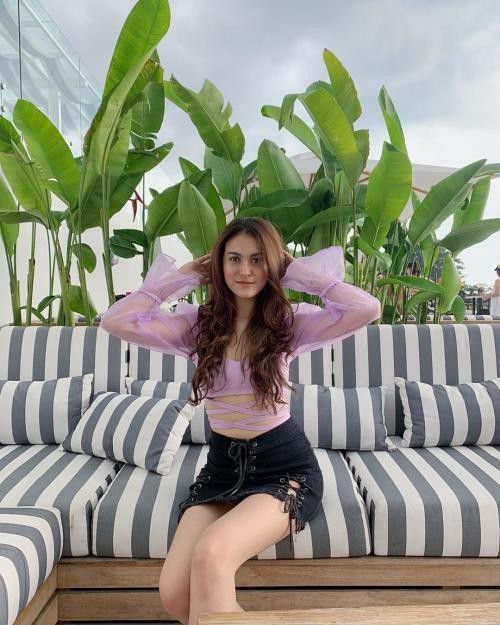 2. Marcella Daryanani pemeran Anak Langit ternyata juga punya darah keturunan India dan Tionghoa.