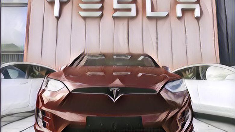Elon Musk Akan Pecat 10% Karyawan Tesla dan Menghentikan Perekrutan untuk Sementara Waktu, Ada Apa Nih?
