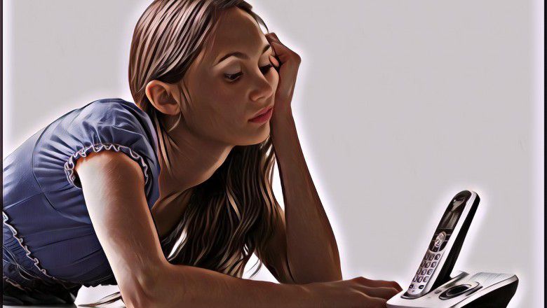 Pacar Kamu Tipe Orang Yang Suka Lama Bales Chat? Gini Cara Menghadapinya!