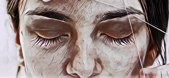 Ladies Wajib Tau, Ini 6 Cara Mencukur Alis yang Mudah untuk Pemula