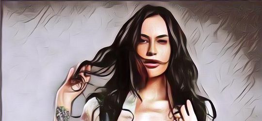 Sophia Latjuba Unggah Foto 'Hot' Terbaiknya di Media Sosial