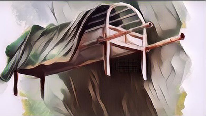 Heboh Lampor di Malang, Begini Fakta Keranda Terbang yang Bikin Merinding!