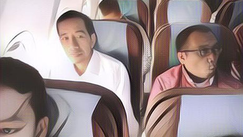 Presiden Jokowi Selalu Lakukan Kebiasaan Unik Saat Berada di Pesawat Kepresidenan