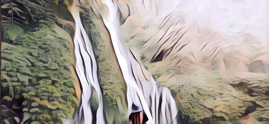 3 Foto Pemandangan Air Terjun Indah di Bali Ini Bakal Bikin Kamu Mupeng, Cek Kuy!