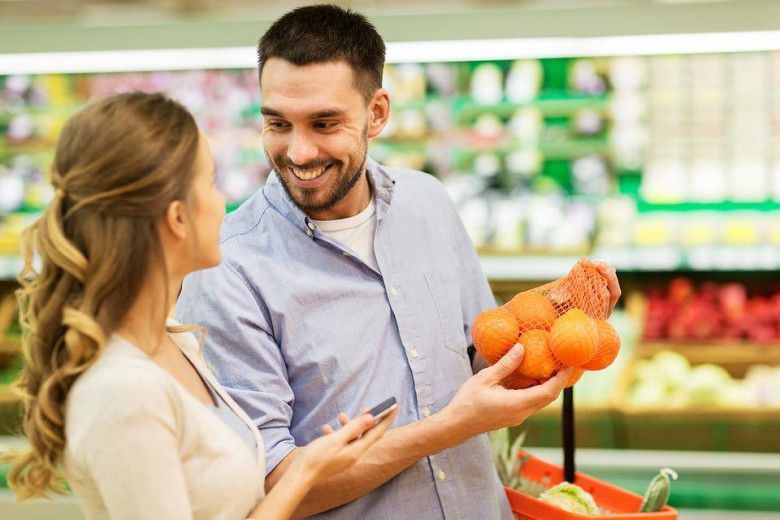 2. Nggak semua bahan makanan bisa disimpen di kulkas