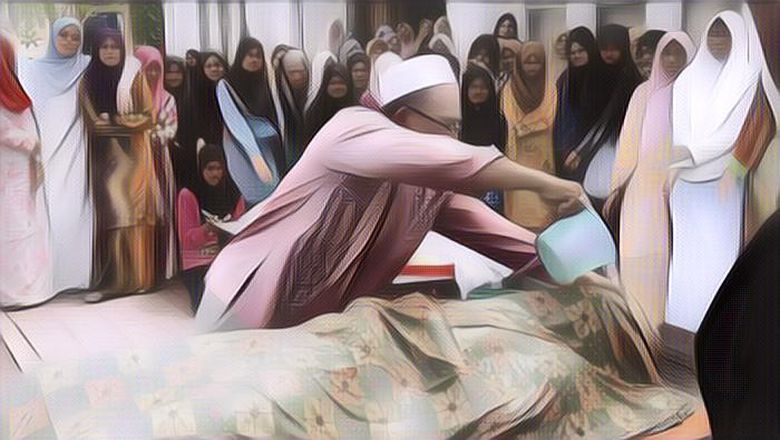 Ngeri Banget, Tangan Pemandi Mayat Ini Lengket Ketika Memandikan Wanita Penghibur