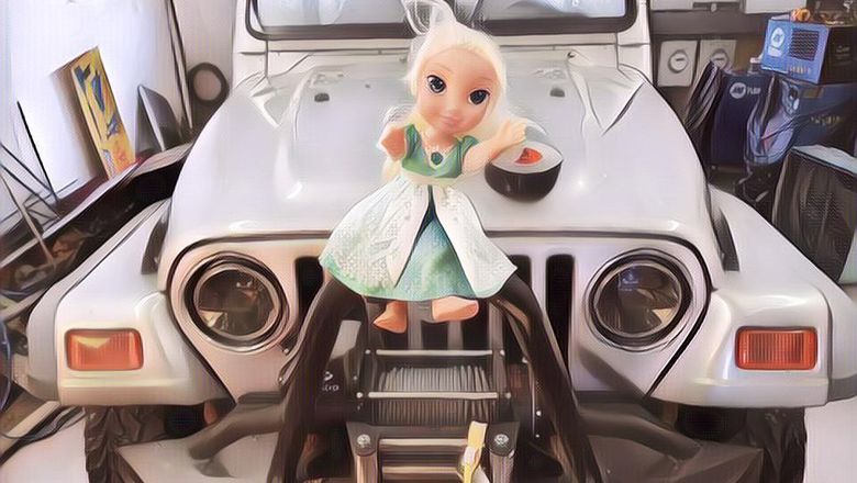 Dibuang Jauh Sampe Dua Kali, Boneka Elsa Ini Bisa Balik Lagi ke Rumah Pemiliknya