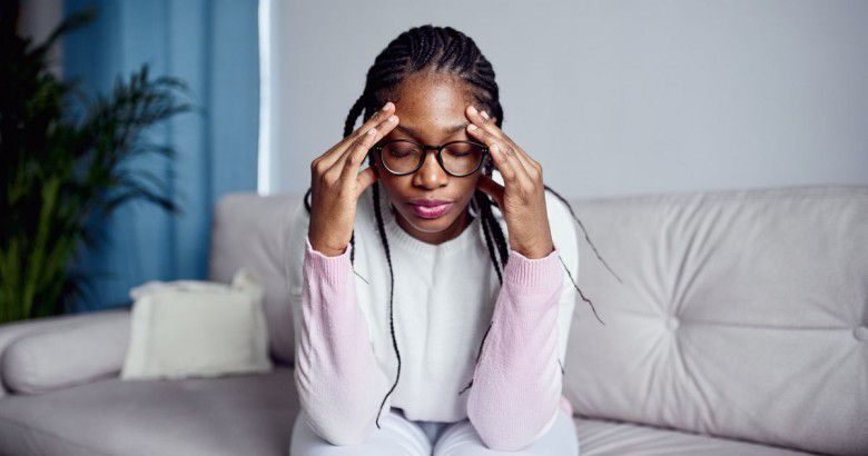 2. Merasa Diri Terlalu Sensitif