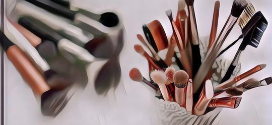 Jangan Sampai Salah, Ini Tipe-Tipe Brush Makeup dan Fungsinya yang Harus Diketahui Pemula