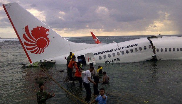 # Sejumlah Hal yang Dirasakan Penumpang Ketika Pesawat Sedang Jatuh