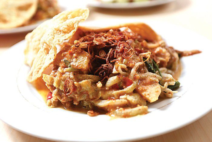 4. Gado-Gado Direksi