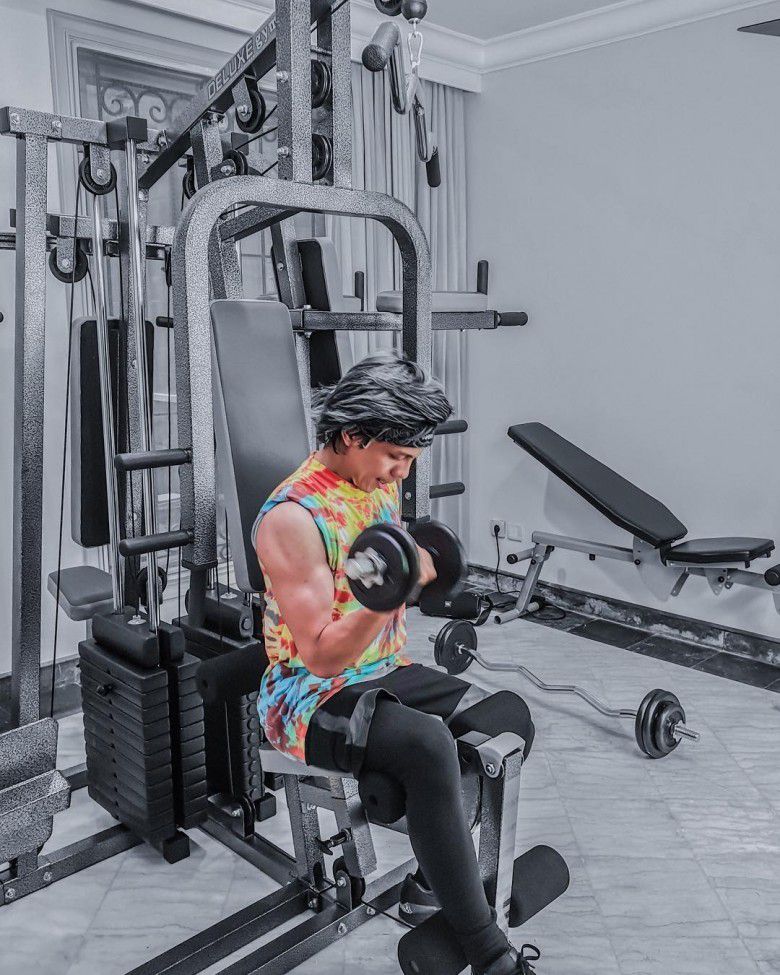 1. Olahraga di Rumah, Wow Atta otw Jadi Ronaldo