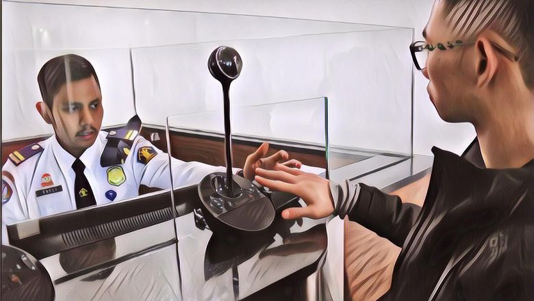 Sudah Tahu Belum, Kenapa Petugas Imigrasi Wajahnya Suka Jutek Kalau Ketemu Orang? Ternyata Ini Penyebabnya