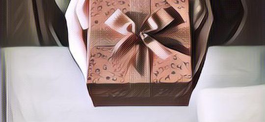 Setelah Ngelewatin Hari Yang Berat, Jangan Lupa Kasih Hadiah Buat Diri Sendiri