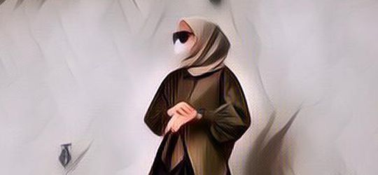 Baju Hijau Lumut Cocok dengan Jilbab Warna Apa Saja? Intip di Sini!