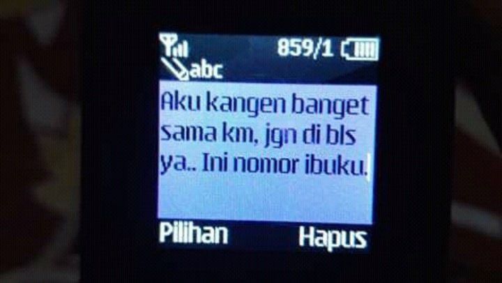 2. Ingin PDKT tapi belum punya handphone