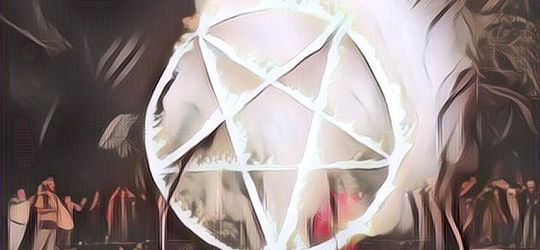 Sederet Artis yang Menjual Jiwanya Pada Setan