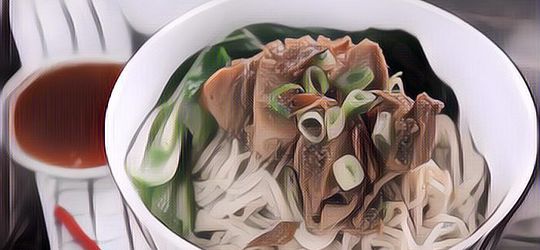 Geli! Warganet Ini Temukan Sesuatu Yang Aneh Di Topping Mie Ayam Miliknya