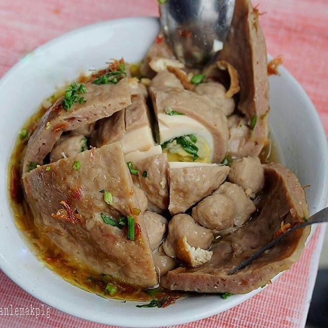 5. Bakso Rusuk Joss, Bekasi