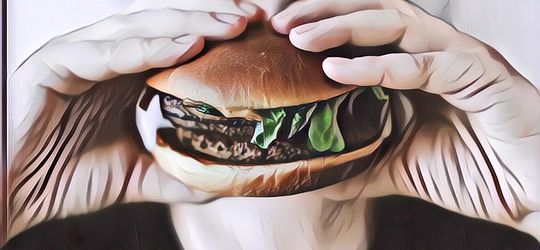 Viral! Karyawan McD Ini Tunjukkan Hal yang Terjadi Kalo Kita Pesan Makanan Sebelum Gerai Ditutup