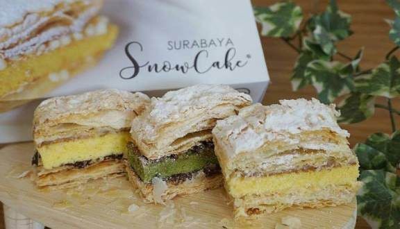 3. Surabaya Snowcake oleh Zaskia Sungkar berinovasi dalam varian rasa