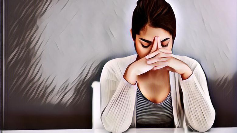 Menstruasi Terlambat atau Berhenti Pas Lagi Stres? Normal Kok Gini Alasannya