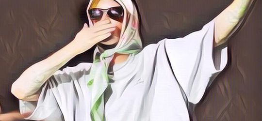 Justin Bieber Dianggap Hina Islam Karena Tampil Berhijab Saat Manggung